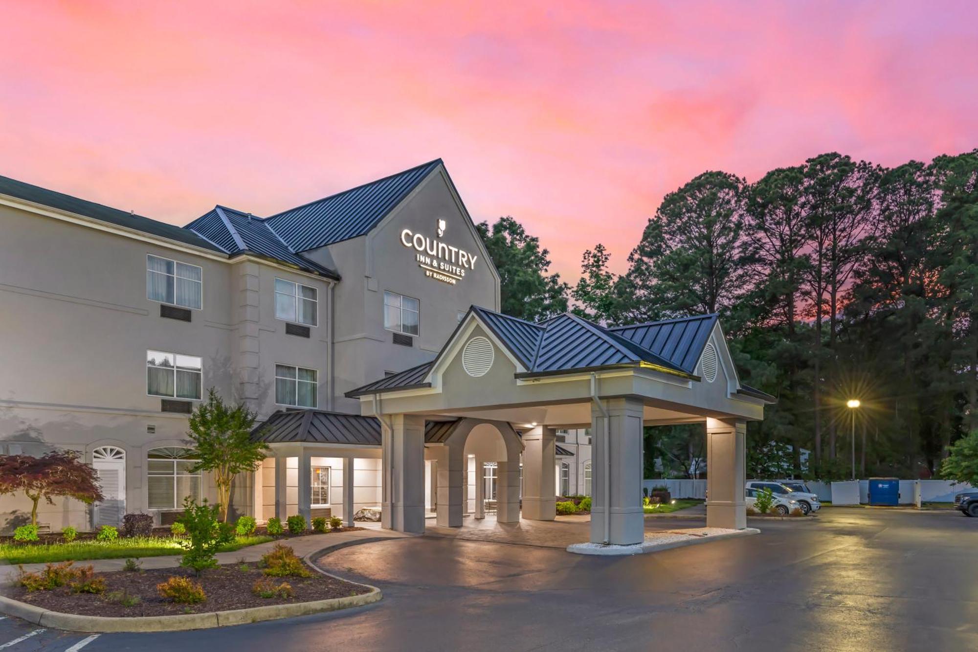 Country Inn & Suites By Radisson, Newport News South, Va Exterior foto